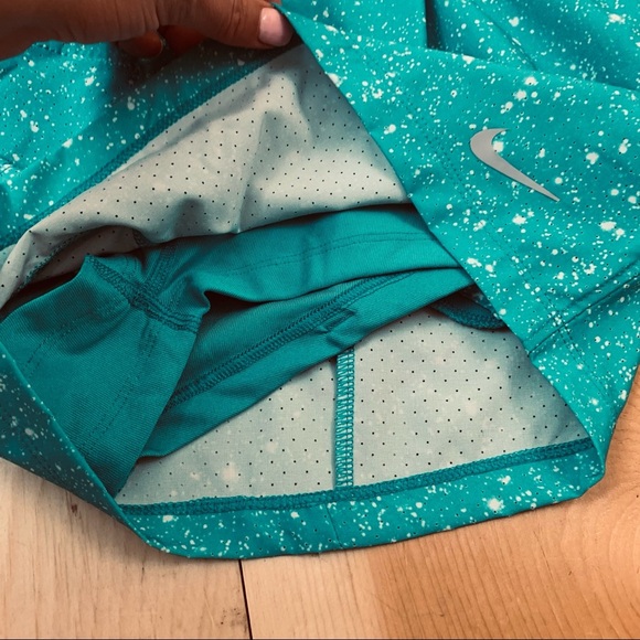 Nike Dri-Fit turquoise print tennis shorts S - Picture 8 of 13